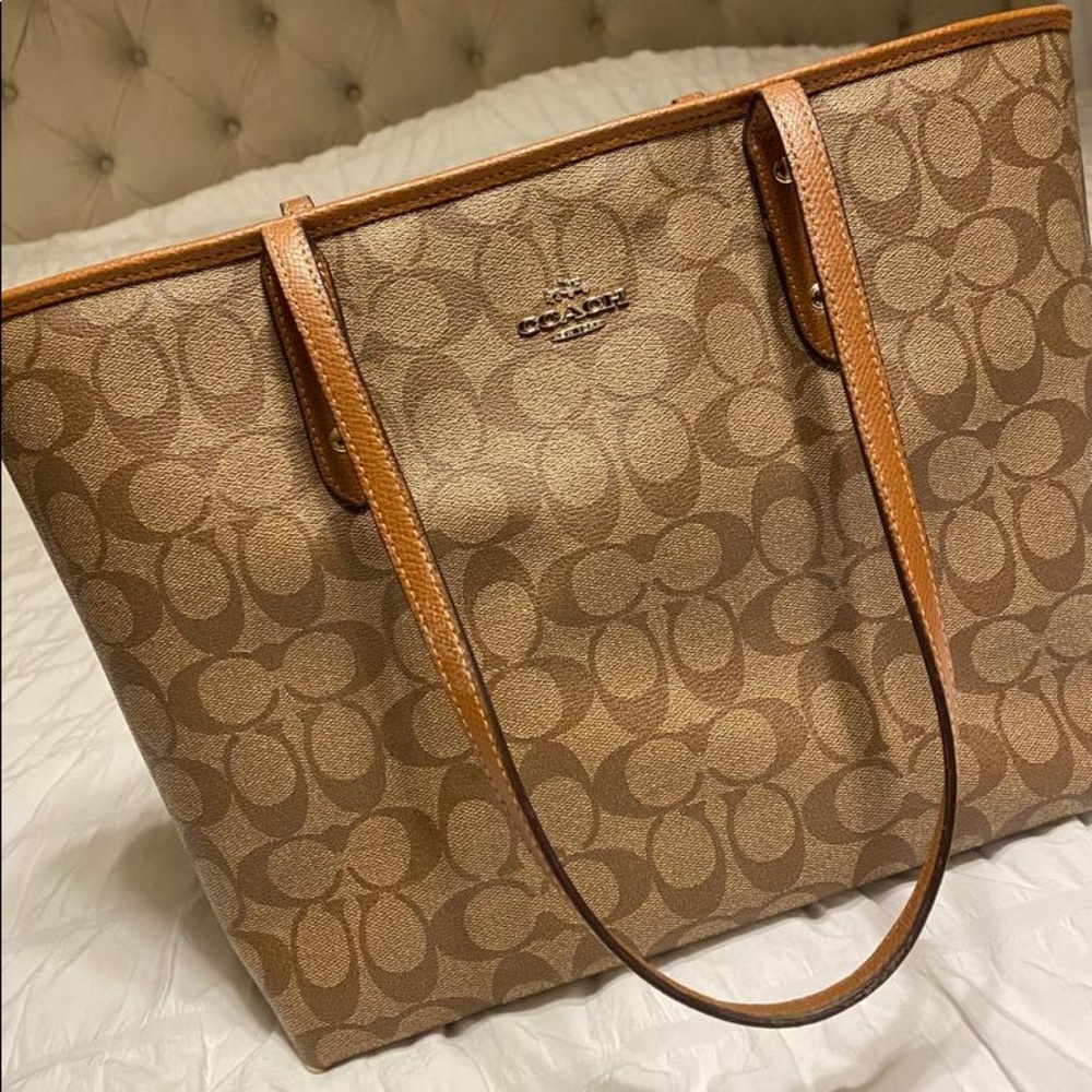COACH 👜 - Picture 2 of 13